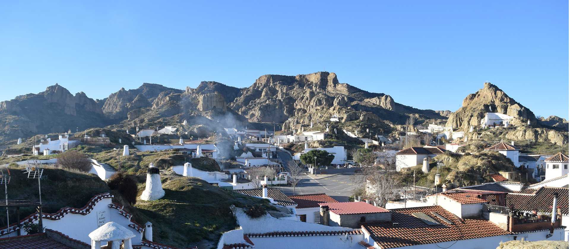 The whitewashed villages of Granada. | SeeMoon JaaMoon