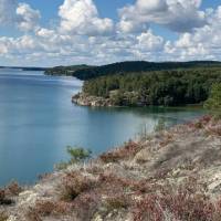 Pretty seaside coves are a feature of the Sörmland Trail