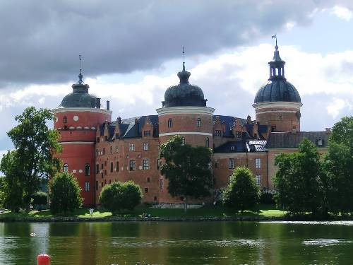 By lake Mälaren, in Mariefred, Sweden.&#160;-&#160;<i>Photo:&#160;Adriana Lifa</i>