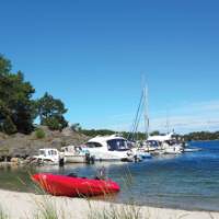 Sunshine on the beach fronts of Nåttarö and Ålö Islands | Kathy Kostos