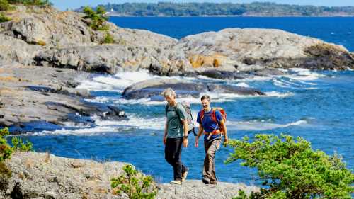 Hiking on Utö on Sweden's archipelago | Roger Borgelid
