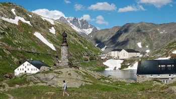 self guided bike tours switzerland