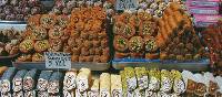 Sweet treats at Istanbul market | Serena Pearce