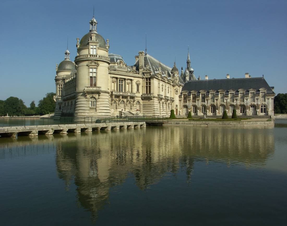 See the magnificent Chateau de Chantilly on a bike tour in Northern France |  <i>Martine Savart</i>