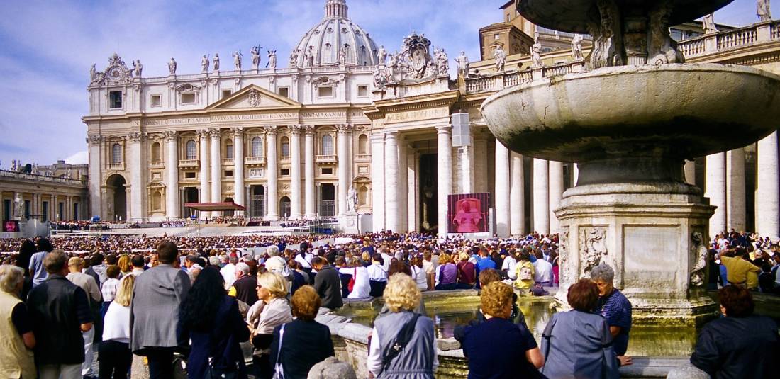 Arriving for Papal audience, St Peter's Square, at the end of the Via Francigena. | <i>Brandon Wilson</i>