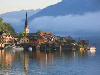 Hallstatt on the Hallstattersee lake, Austria 