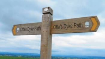 Offa's Dyke waymarked route sign