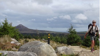 walking tour ireland