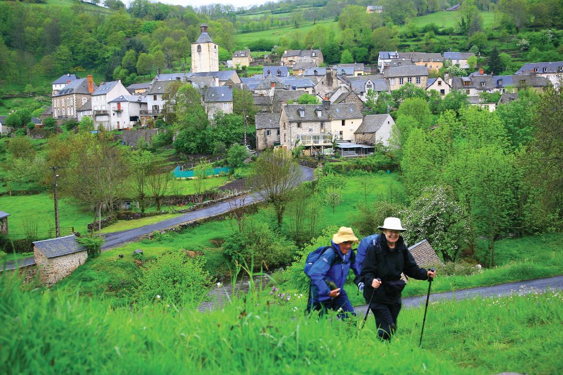 Leaving Chely de Aubrac