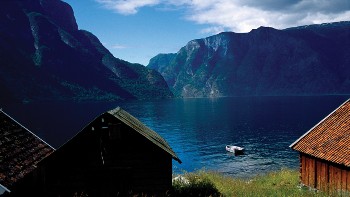 hiking tours of norway