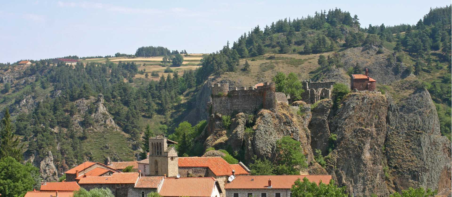 Castle and village of Arlempdes (Les Plus Beaux Villages de France) | Nicolas Varney