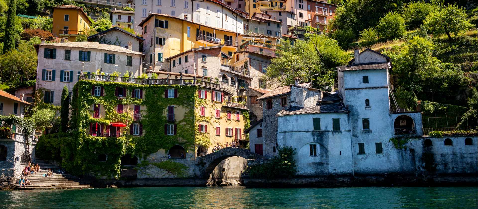 Colourful village on the shores of Lake Como | Aleks Marinkovic