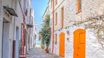 Walking the charming old streets of Cadaques