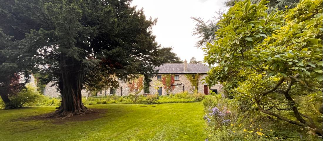 View of Marlay House from the path in Marlay Park |  <i>Melodie Theberge</i>