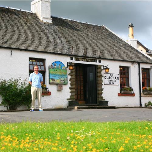 hiking tour in scotland