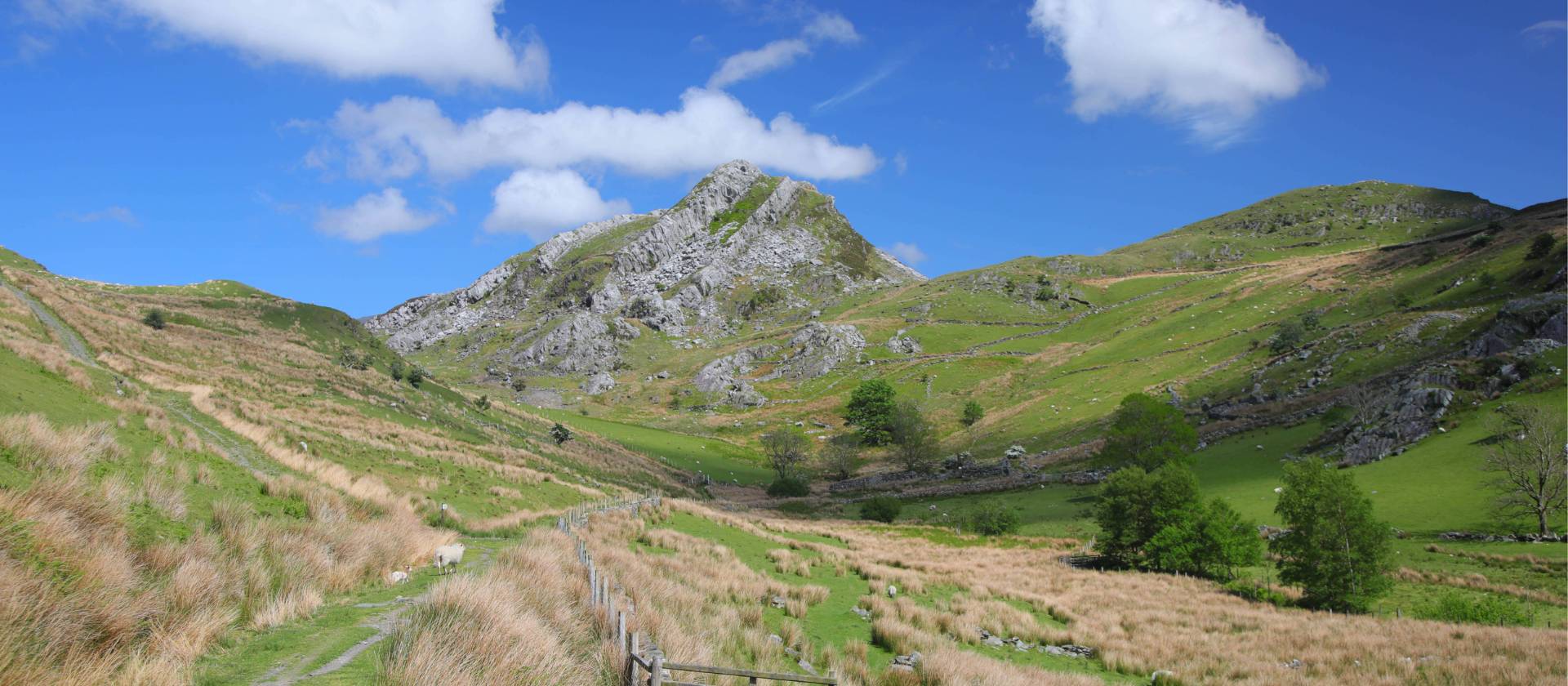 Clogwynugarreg | John Millen