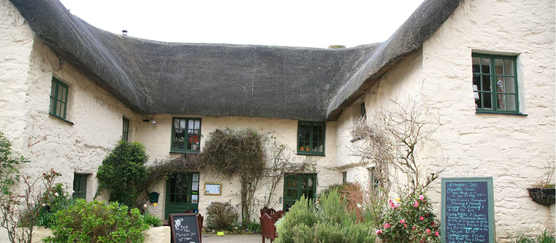 Perfect for a pint, the Smugglers Den, Newquay