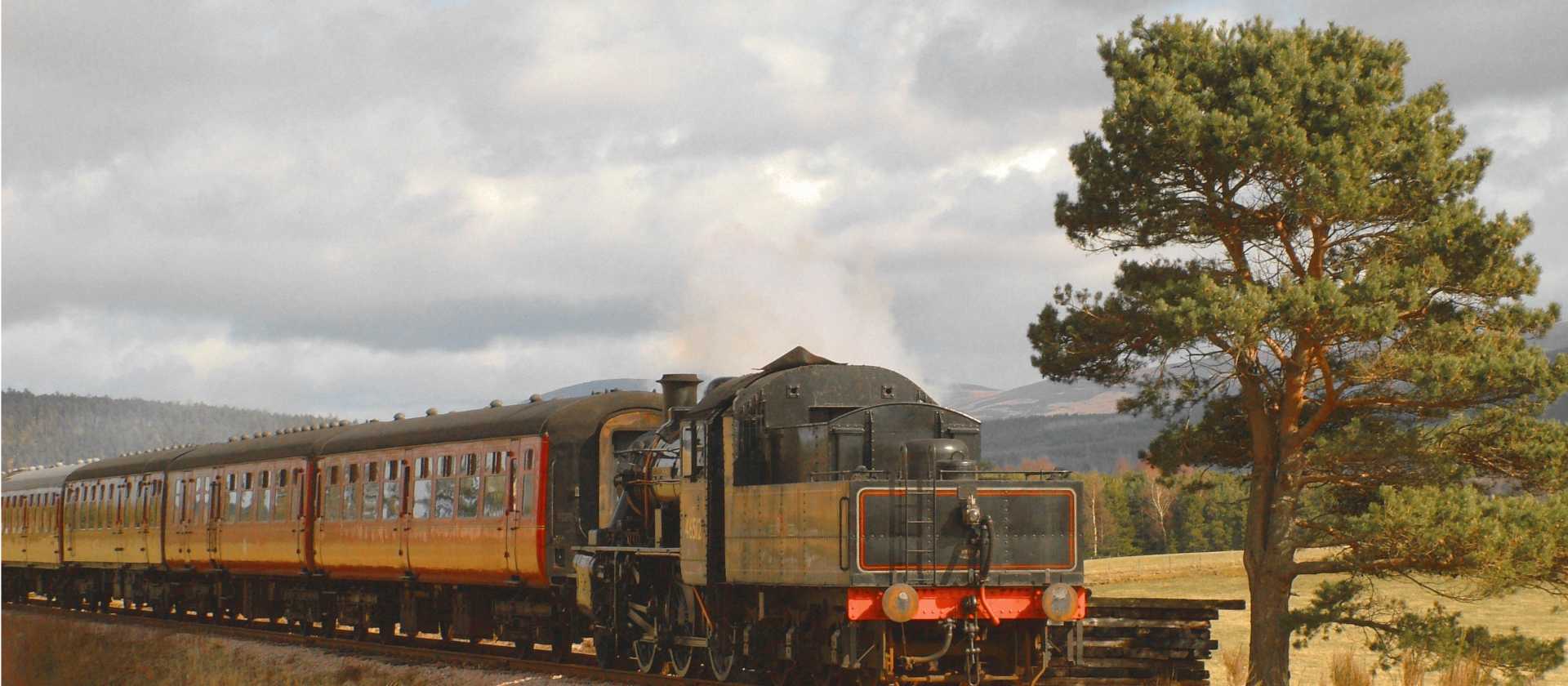Speyside Steam Railway, Aviemore | Richard Hoare - Wikimedia Commons