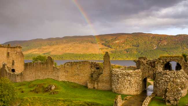 Urquhart Castle - Visit Scotland | Visit Scotland