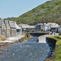 Friendly Boscastle on the South West Coast Path | falco