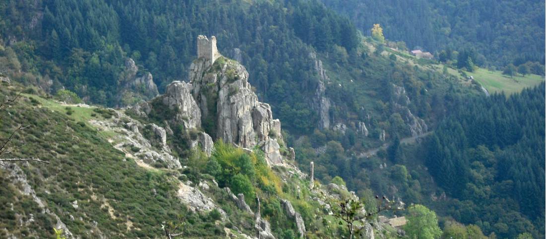 Ruins of Chateau de Rochebonne, Ardeche |  <i>Keith Starr</i>