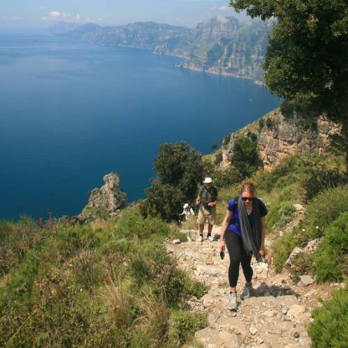 Stunning hike along the Sentiero degli Dei