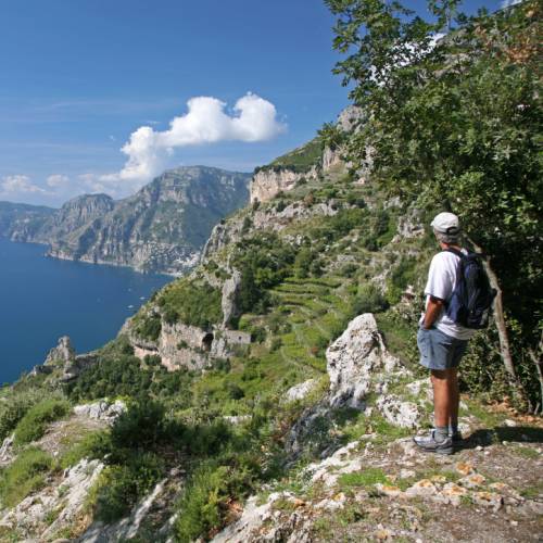 walking tour umbria italy