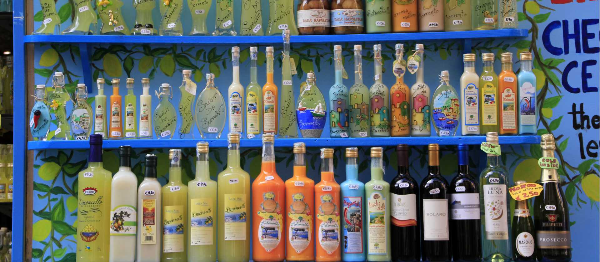 Limoncello is a famous drink of the Amalfi Coast | Alex B.