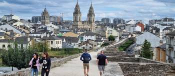 Walking along the Camino de Invierno | Heath de Burgh