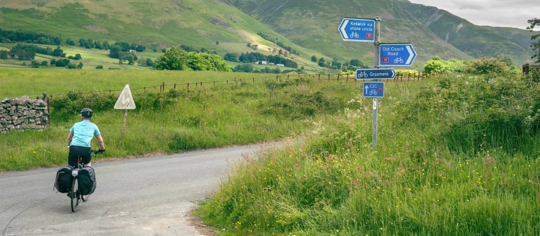 UTracks | Judy & Barbara ride Hadrian's Cycleway