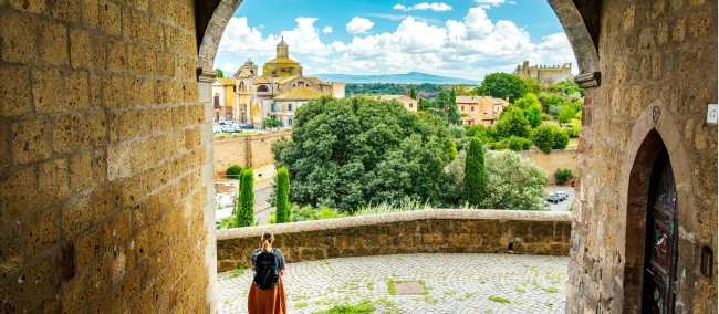 Exploring Viterbo on the final stage of the Via Francigena